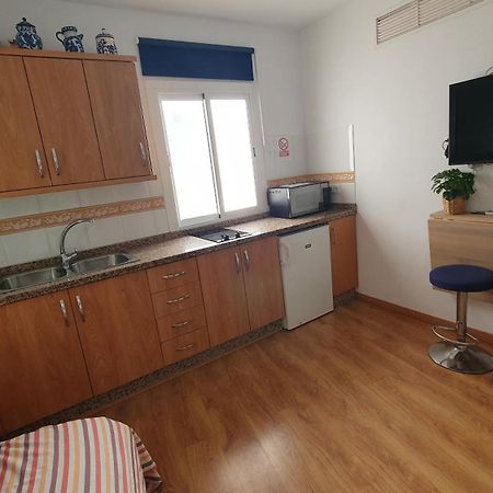 Rico Apartaments Parador Nerja Zimmer foto